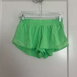 Lululemon Hotty Hot Low Rise 2.5 Shorts